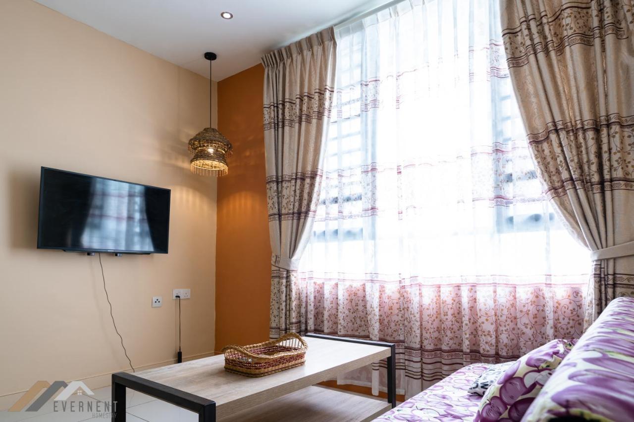 Marina Times Square Homestay By Evernent Miri Exterior photo