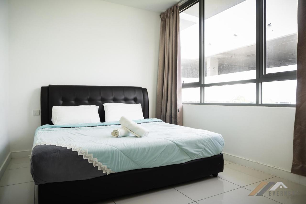 Marina Times Square Homestay By Evernent Miri Exterior photo